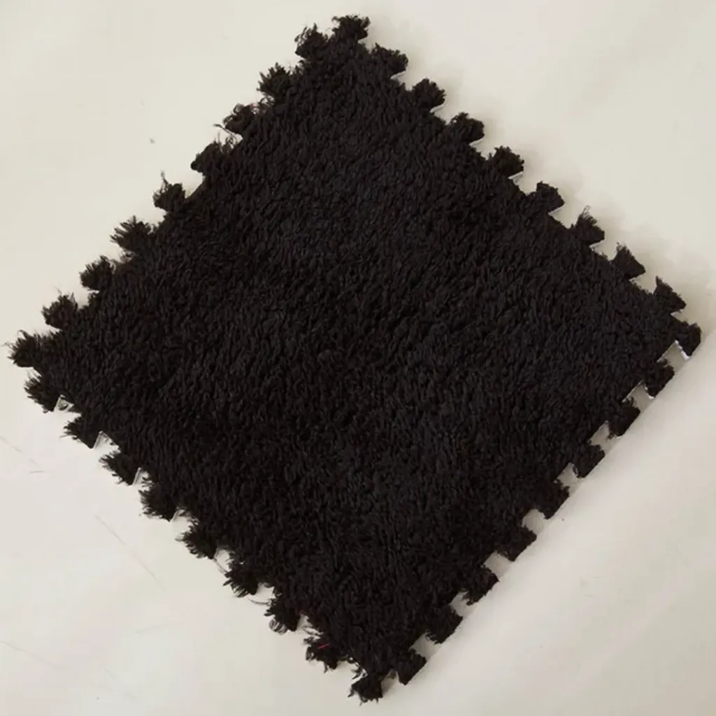 Alfombra-negro.webp